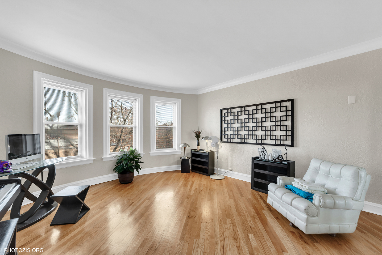 2759 W Arthur Avenue 3