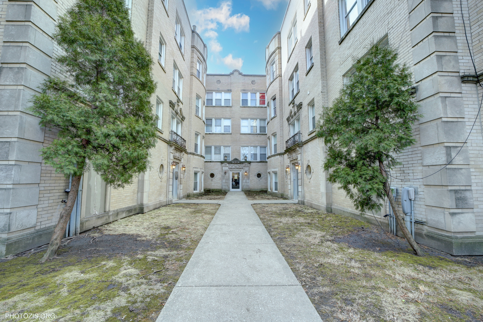 2759 W Arthur Avenue 3