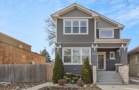 9124 S Bell Avenue Chicago IL 60643