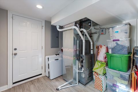 Tiny photo for 9124 S Bell Avenue, Chicago, IL 60643 (MLS # 12517496)