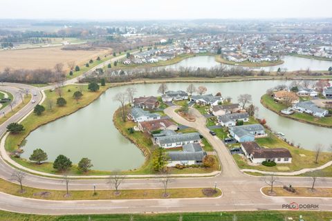 A home in Grayslake