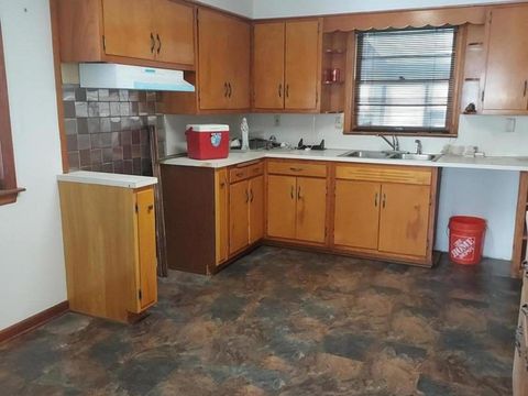 Tiny photo for 580 Hirsch Avenue, Calumet City, IL 60409 (MLS # 12435149)