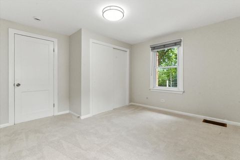 Tiny photo for 1051 Glenwood Avenue, Waukegan, IL 60085 (MLS # 12479409)