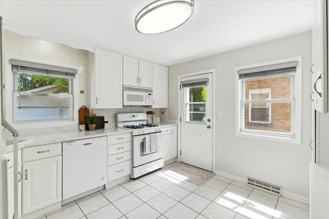 Tiny photo for 1051 Glenwood Avenue, Waukegan, IL 60085 (MLS # 12479409)
