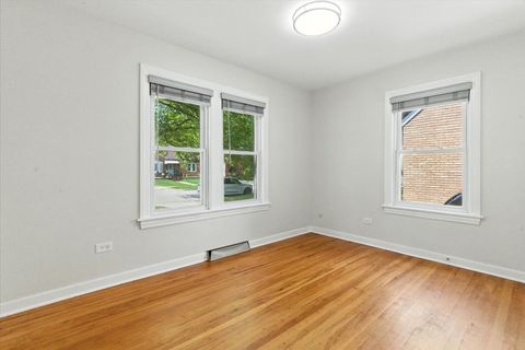 Tiny photo for 1051 Glenwood Avenue, Waukegan, IL 60085 (MLS # 12479409)