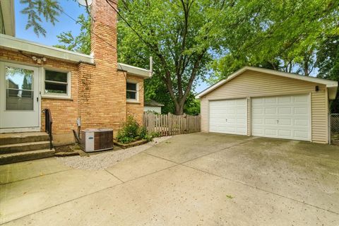 Tiny photo for 1051 Glenwood Avenue, Waukegan, IL 60085 (MLS # 12479409)