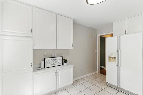 Tiny photo for 1051 Glenwood Avenue, Waukegan, IL 60085 (MLS # 12479409)