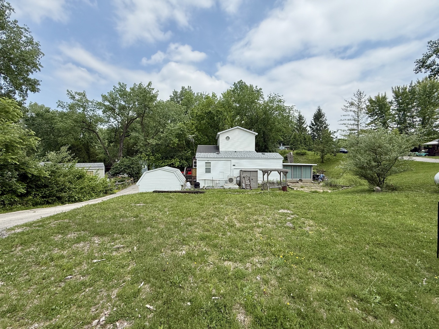 46 Lakeshore Drive