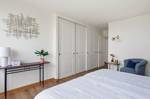 Tiny photo for 2800 N Lake Shore Drive #1504, Chicago, IL 60657 (MLS # 12667151)