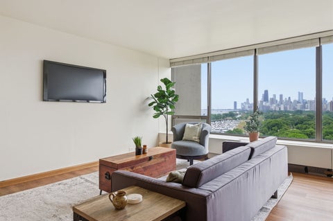 Tiny photo for 2800 N Lake Shore Drive #1504, Chicago, IL 60657 (MLS # 12667151)