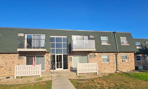 Tiny photo for 10037 S Walnut Terrace #31-111, Palos Hills, IL 60465 (MLS # 12495022)