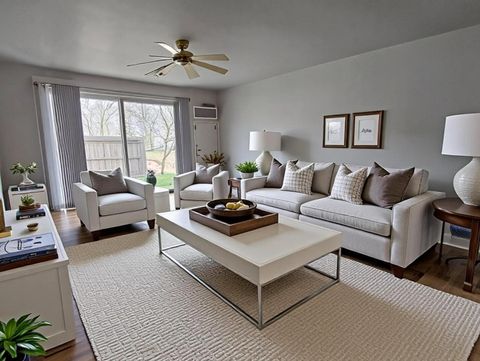 Tiny photo for 10037 S Walnut Terrace #31-111, Palos Hills, IL 60465 (MLS # 12495022)