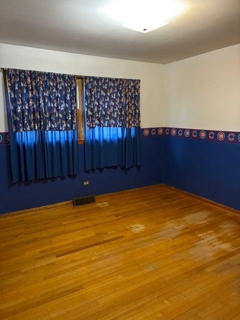 5913 W 89th Street