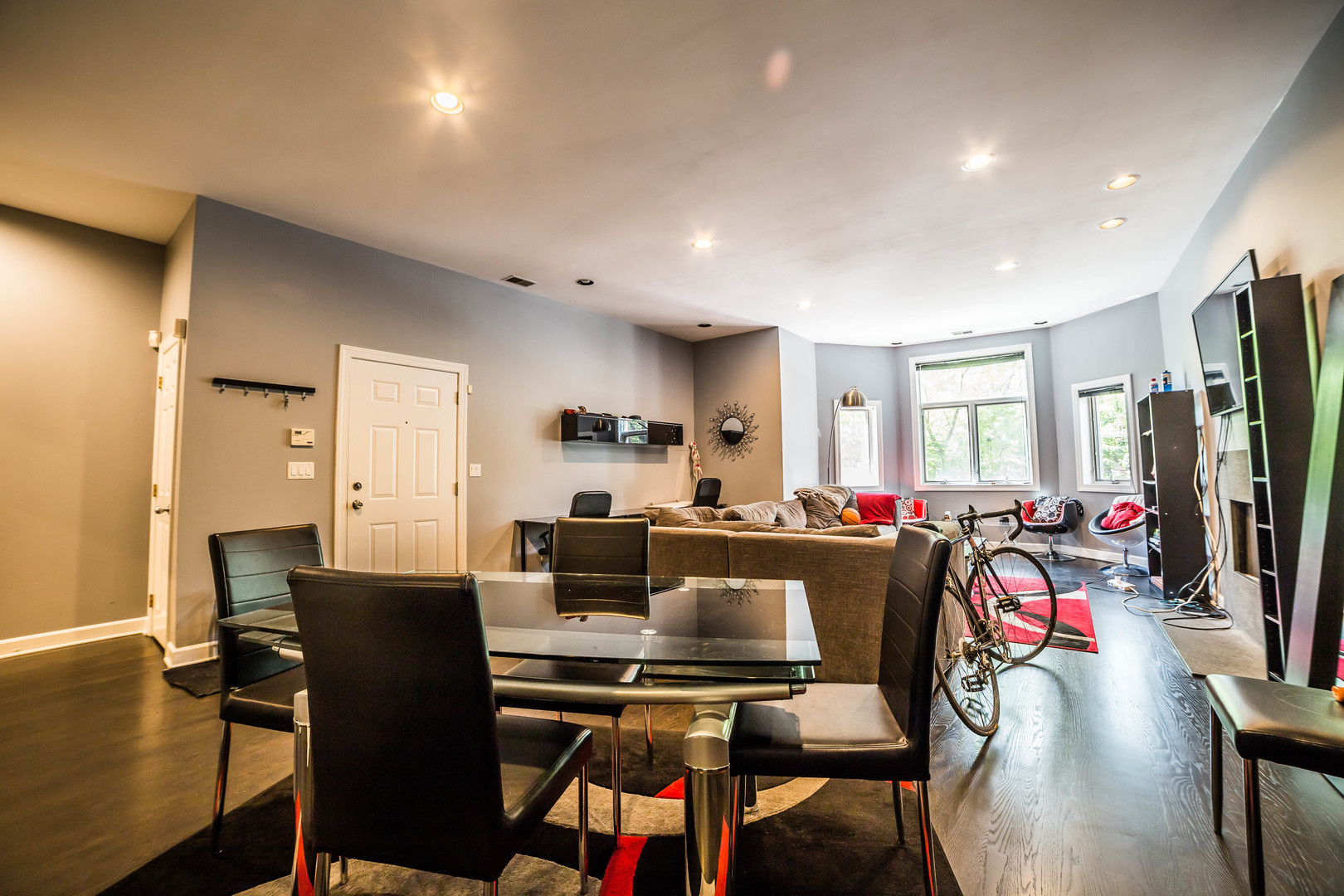 2629 N Ashland Avenue 2A