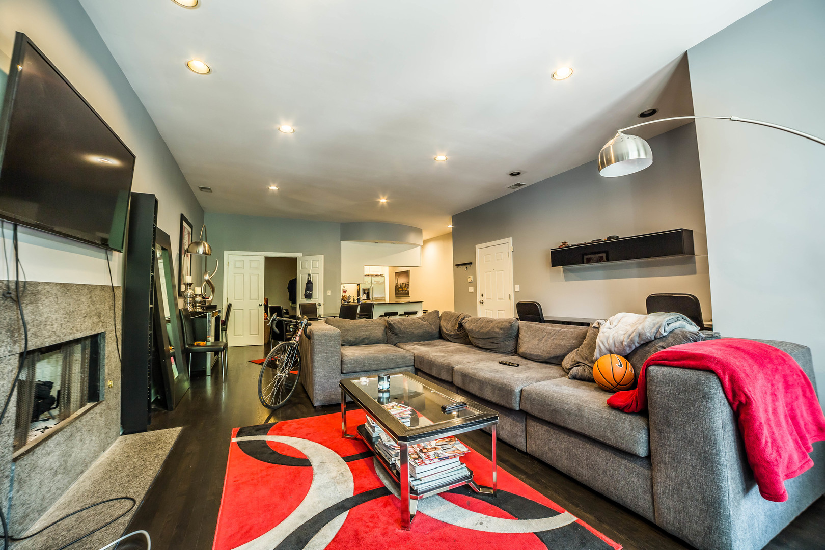 2629 N Ashland Avenue 2A
