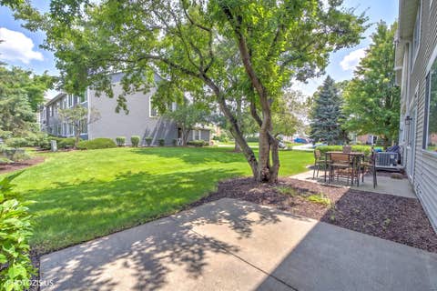 Tiny photo for 3185 ANTON Drive #3185, Aurora, IL 60504 (MLS # 12687882)