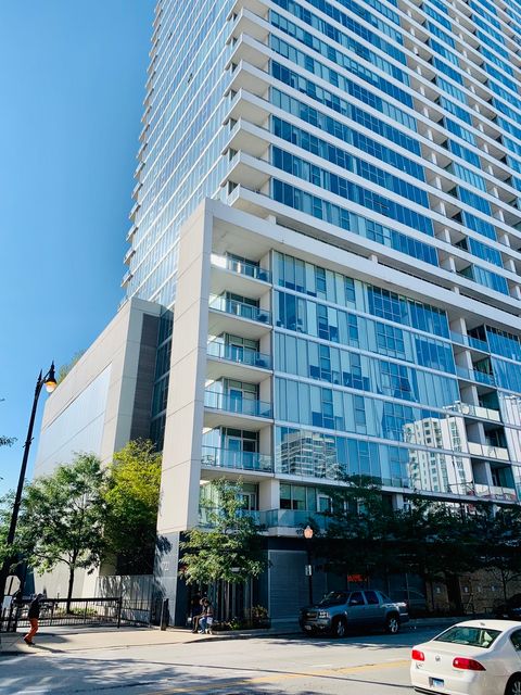1720 S Michigan Avenue 701 Chicago IL 60616