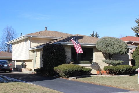 A home in Crestwood