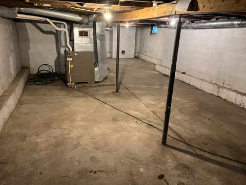 Tiny photo for 915 W Superior Street, Ottawa, IL 61350 (MLS # 12442204)