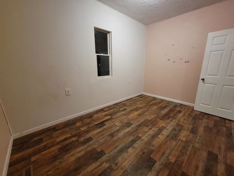 Tiny photo for 915 W Superior Street, Ottawa, IL 61350 (MLS # 12442204)