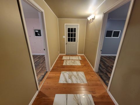 Tiny photo for 915 W Superior Street, Ottawa, IL 61350 (MLS # 12442204)