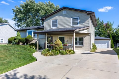 713 Oklahoma Way Elk Grove Village IL 60007