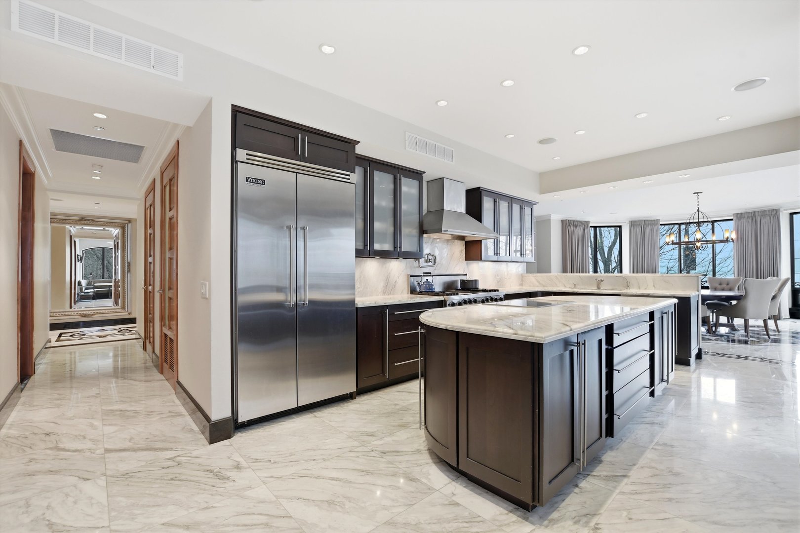 840 N Lake Shore Drive 201