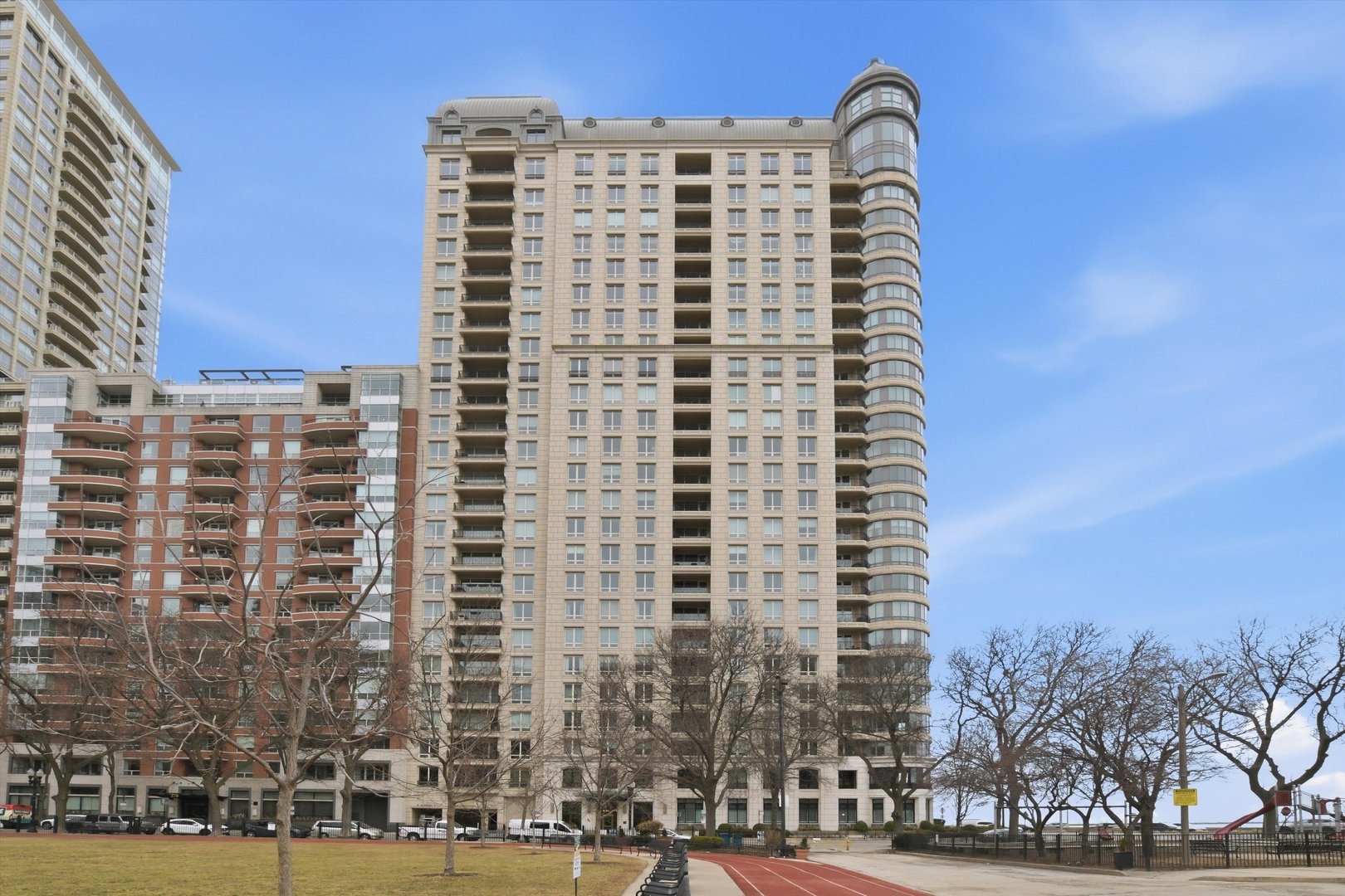 Chicago, Illinois, 60611, United States, 3 Bedrooms Bedrooms, ,4 BathroomsBathrooms,Residential,Active,2021654