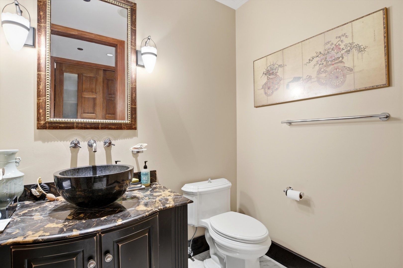 Chicago, Illinois, 60611, United States, 3 Bedrooms Bedrooms, ,4 BathroomsBathrooms,Residential,Active,2021654