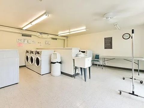 Tiny photo for 1615 E Central Road #111B, Arlington Heights, IL 60005 (MLS # 12590866)