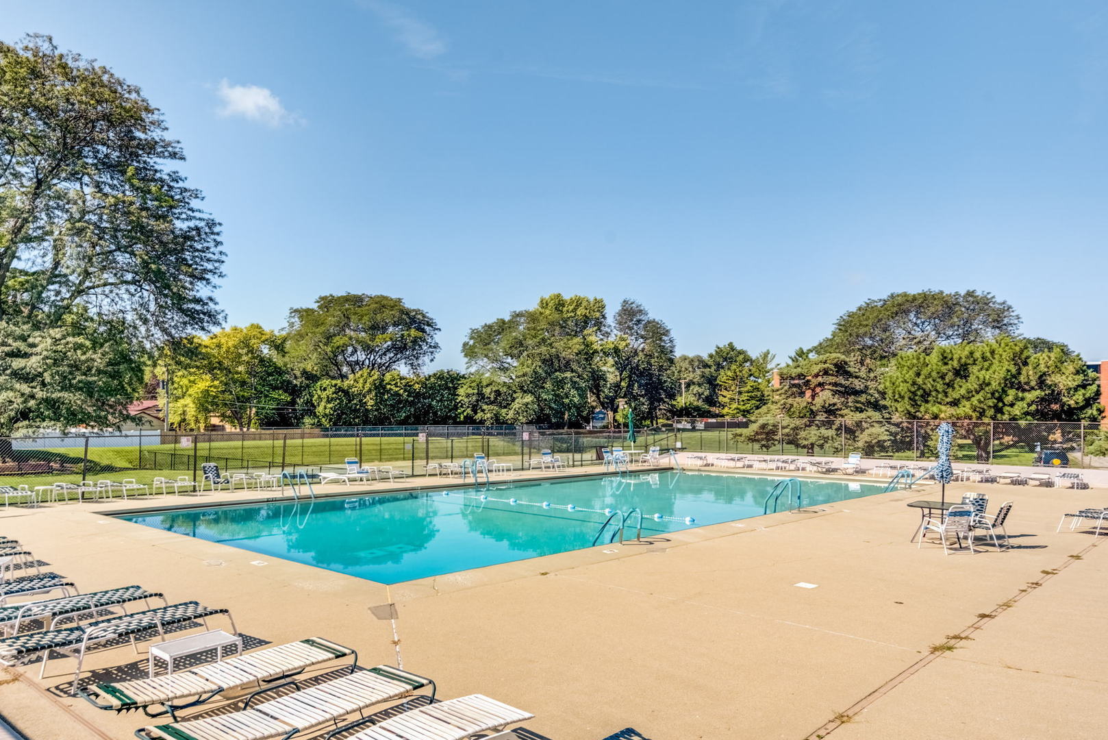 1615 E Central Road 111B