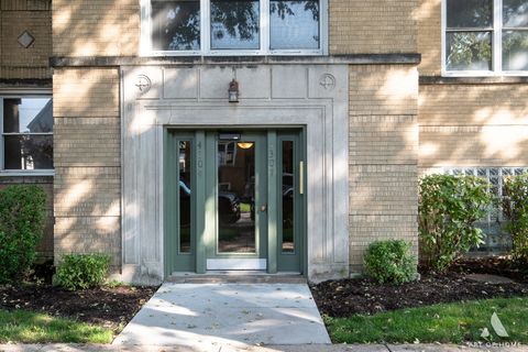 Tiny photo for 4307 N Troy Street #1, Chicago, IL 60618 (MLS # 12498026)