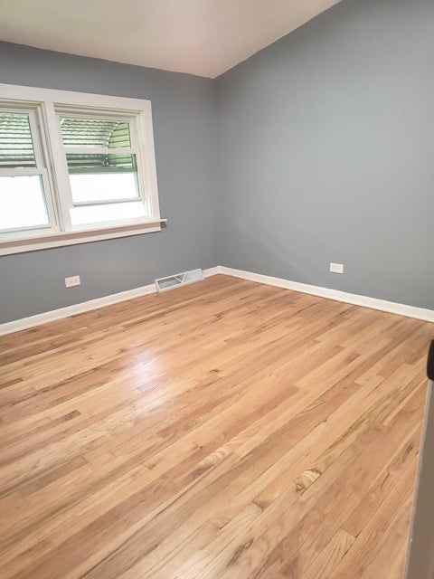 Tiny photo for 521 Jefferson Street, Dolton, IL 60419 (MLS # 12767904)