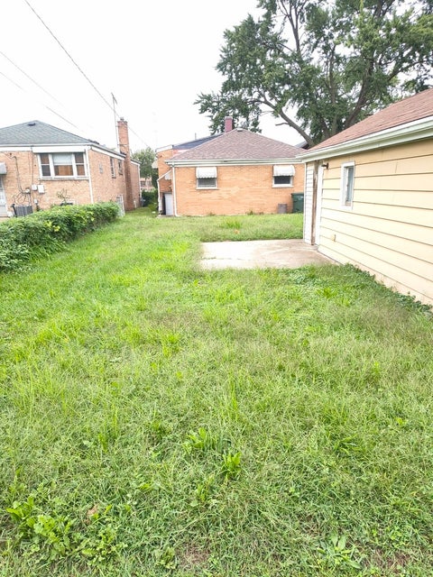 Tiny photo for 521 Jefferson Street, Dolton, IL 60419 (MLS # 12767904)