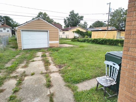 Tiny photo for 521 Jefferson Street, Dolton, IL 60419 (MLS # 12767904)