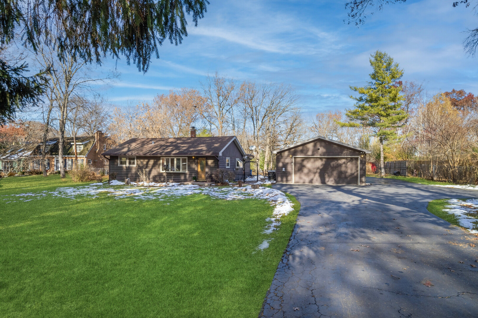 13310 W Greenview Drive