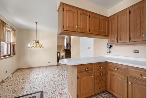 Tiny photo for 168 W Normandy Drive, Chicago Heights, IL 60411 (MLS # 12527071)