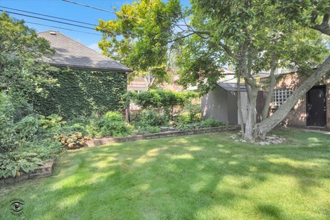 Tiny photo for 10012 S Damen Avenue, Chicago, IL 60643 (MLS # 12745516)