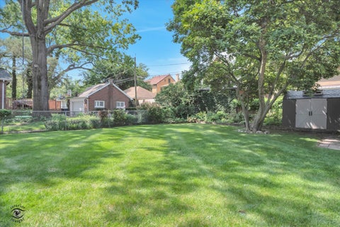 Tiny photo for 10012 S Damen Avenue, Chicago, IL 60643 (MLS # 12745516)