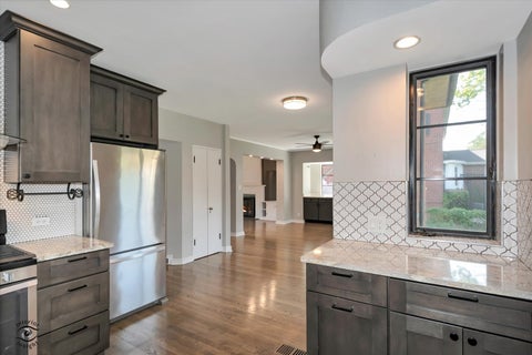 Tiny photo for 10012 S Damen Avenue, Chicago, IL 60643 (MLS # 12745516)