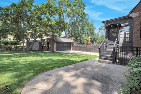 Tiny photo for 10012 S Damen Avenue, Chicago, IL 60643 (MLS # 12745516)