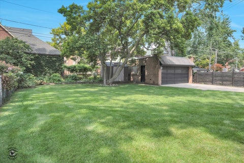 Tiny photo for 10012 S Damen Avenue, Chicago, IL 60643 (MLS # 12745516)