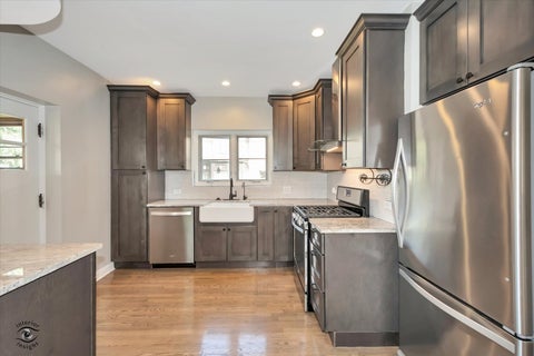 Tiny photo for 10012 S Damen Avenue, Chicago, IL 60643 (MLS # 12745516)
