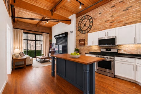 Tiny photo for 420 W Ontario Street #410, Chicago, IL 60654 (MLS # 12792163)