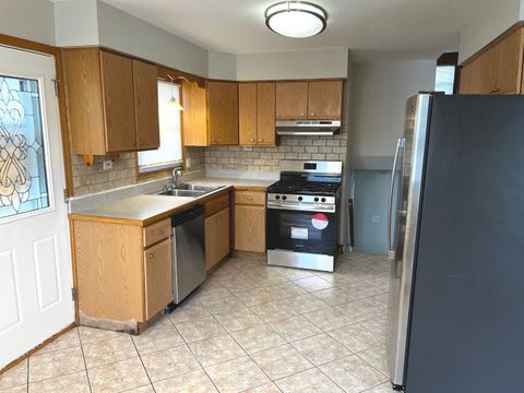 Tiny photo for 15100 AVERS Avenue, Midlothian, IL 60445 (MLS # 12487448)