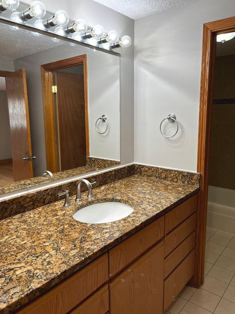 Tiny photo for 15100 AVERS Avenue, Midlothian, IL 60445 (MLS # 12487448)