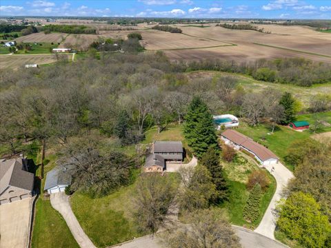 Tiny photo for 119 Sherwood Drive, Geneseo, IL 61254 (MLS # 12625186)