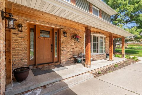 Tiny photo for 119 Sherwood Drive, Geneseo, IL 61254 (MLS # 12625186)