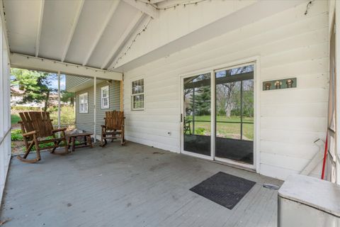 Tiny photo for 119 Sherwood Drive, Geneseo, IL 61254 (MLS # 12625186)