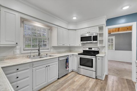 Tiny photo for 119 Sherwood Drive, Geneseo, IL 61254 (MLS # 12625186)